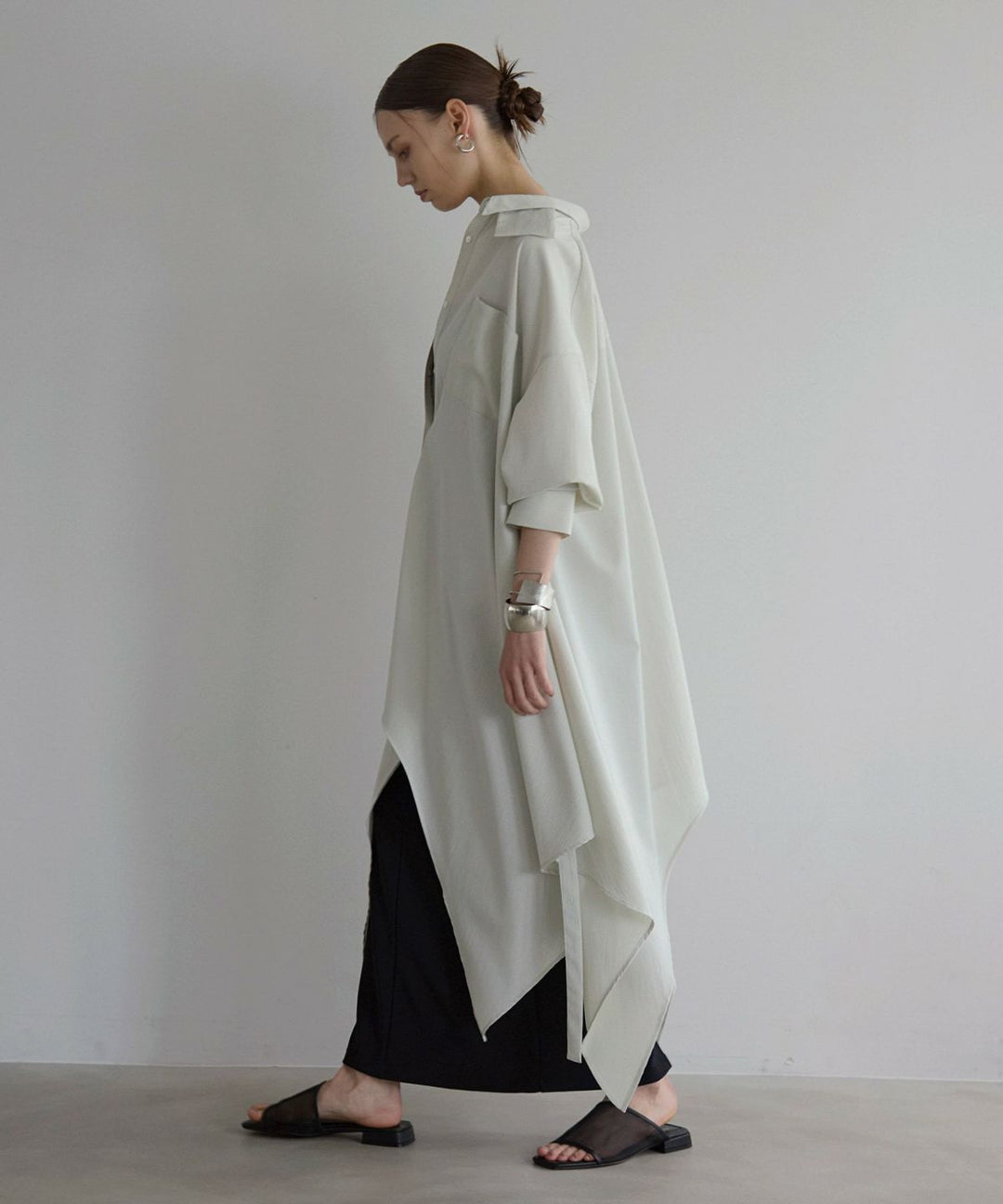 Bumpy Irregular Hem Shirt