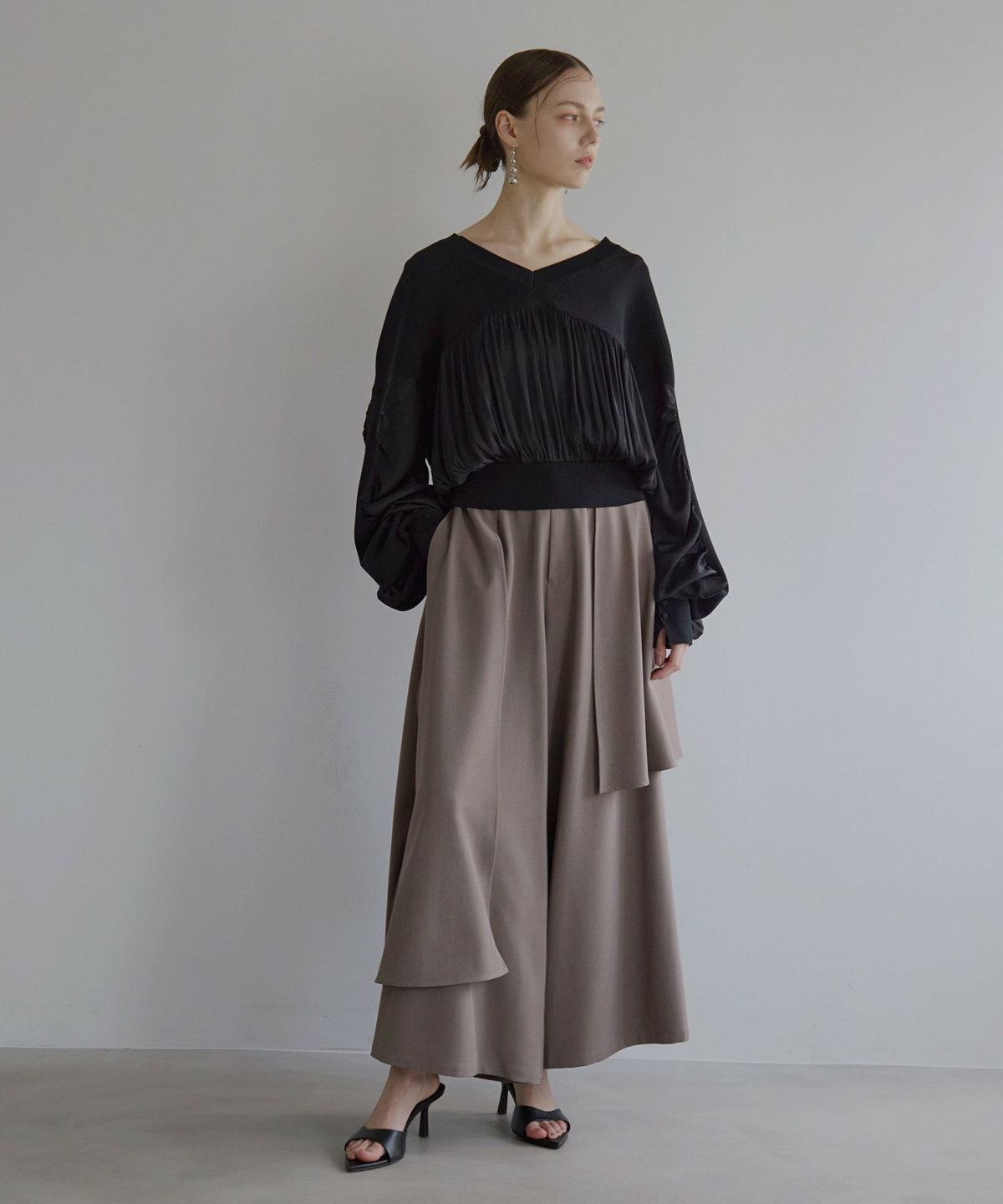 スカート MIELI INVARIANT Tulle Layer Pleat Pants Wrap Layer Asymmetry Pants – mieli-invariant.com