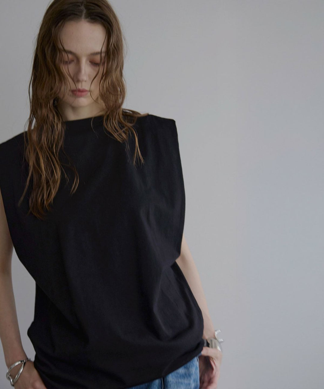Tuck Shoulder Tee