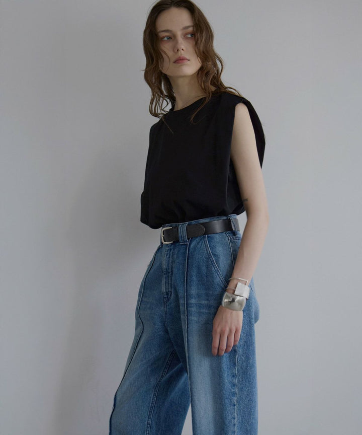 Tuck Shoulder Tee