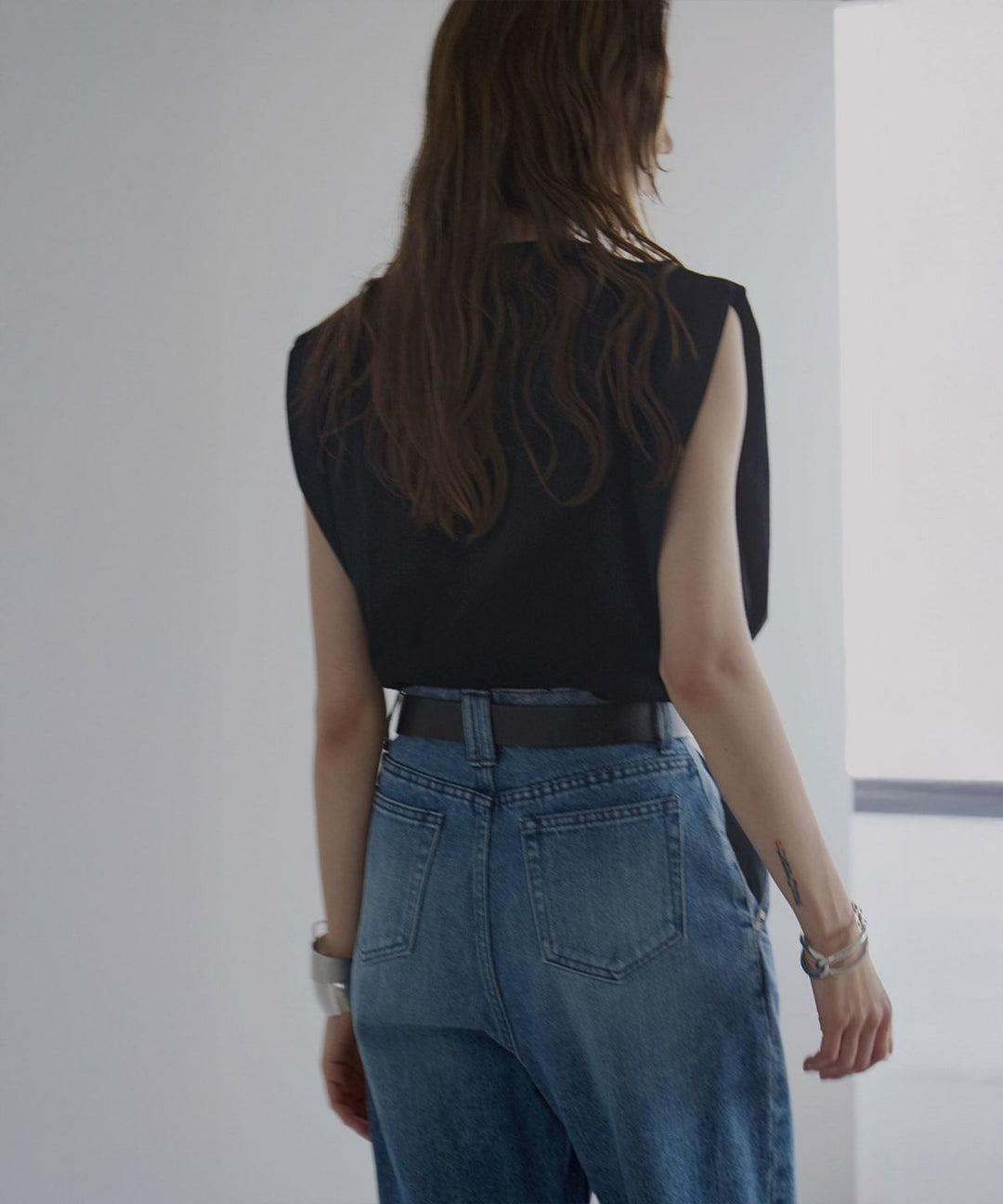 Tuck Shoulder Tee