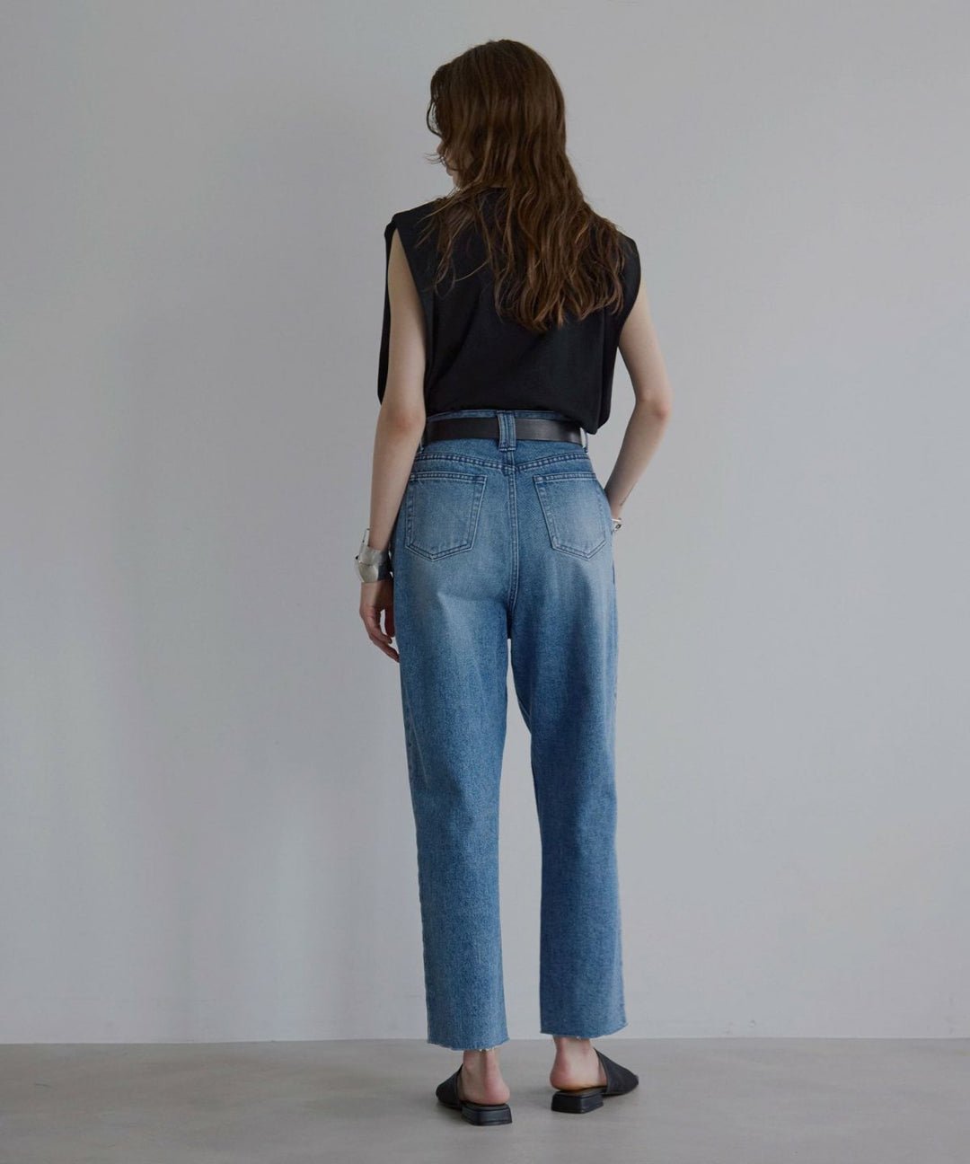 Tuck Shoulder Tee