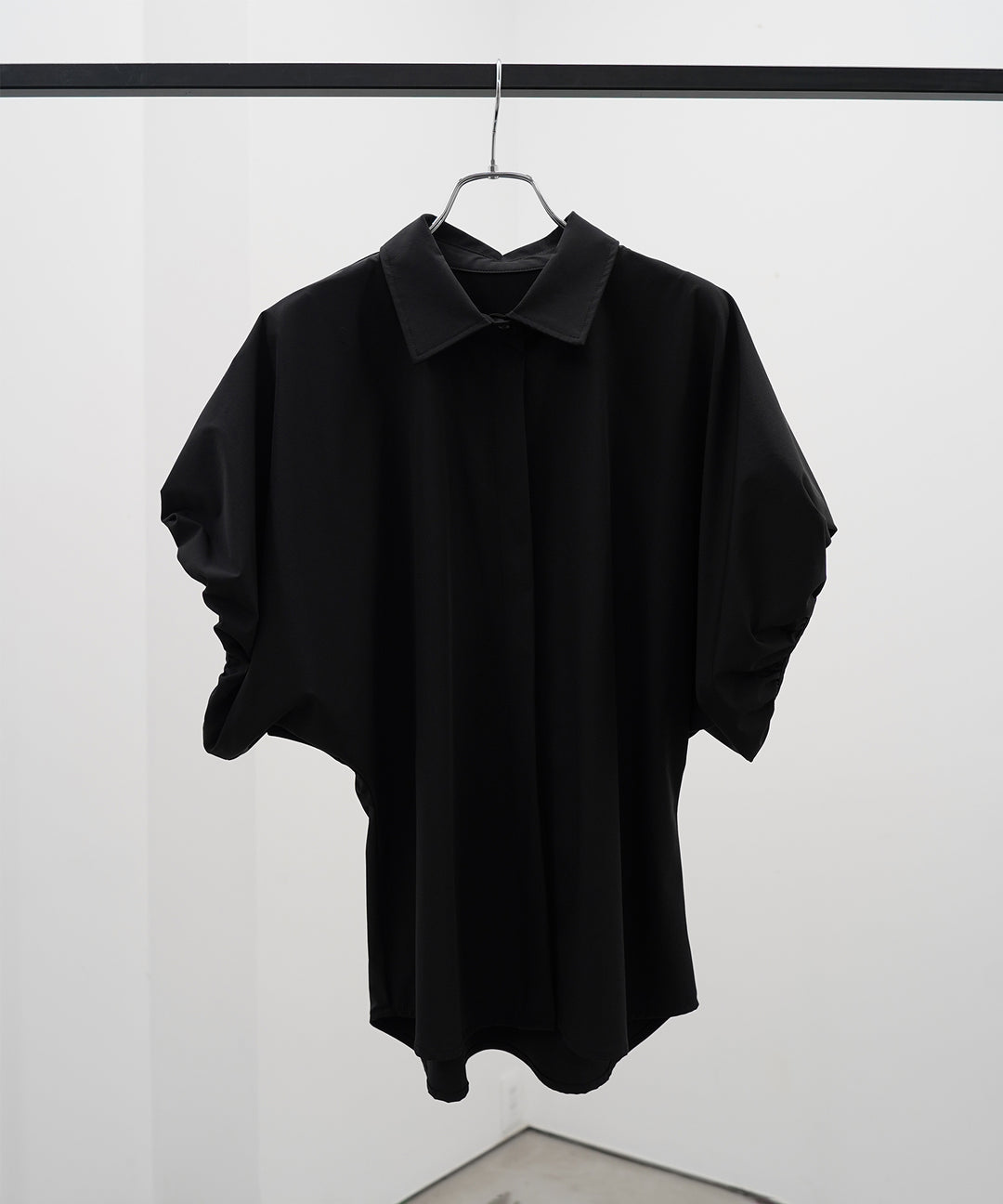 (eliuu)Stretch Wide Puff Blouse