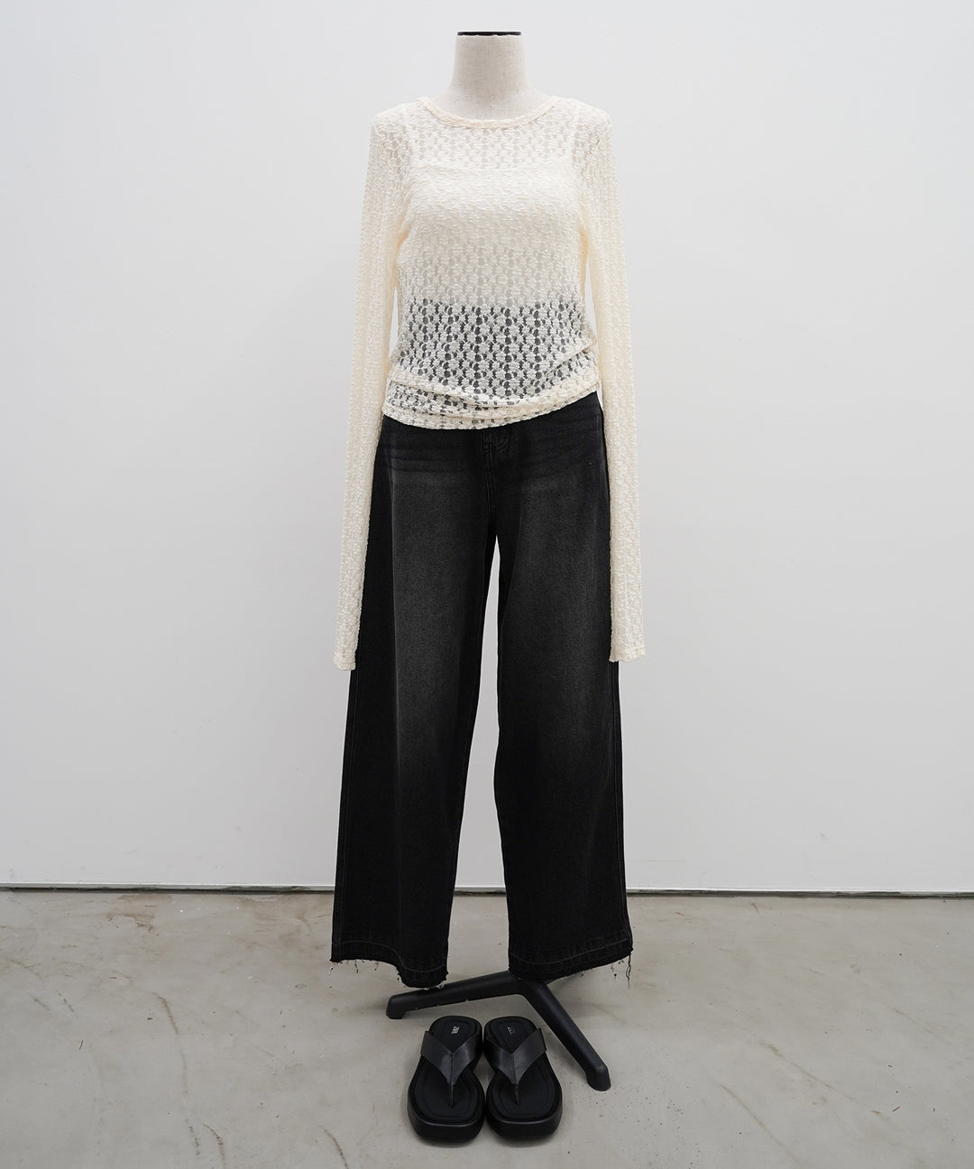 (eliuu)Bumpy Lace Long Tee