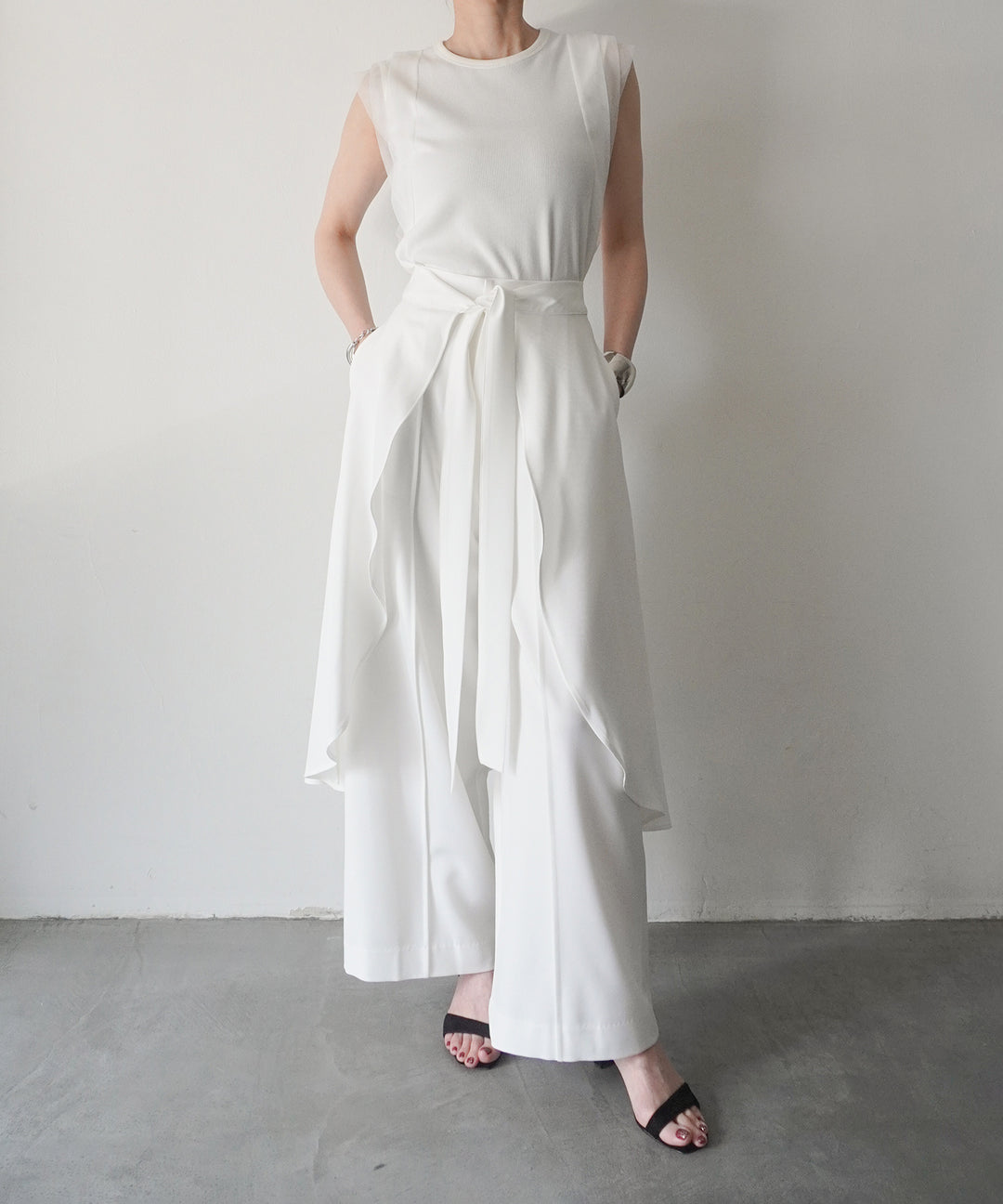 Cape Ribbon Pintuck Pants