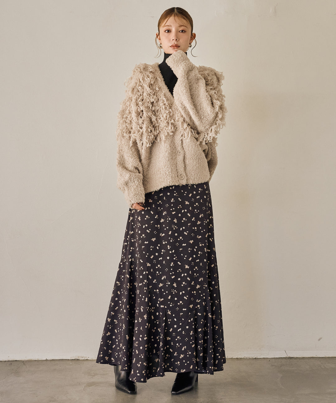 [SET]Teddy Loop C/D Knit+Floral Semi Flare Skirt