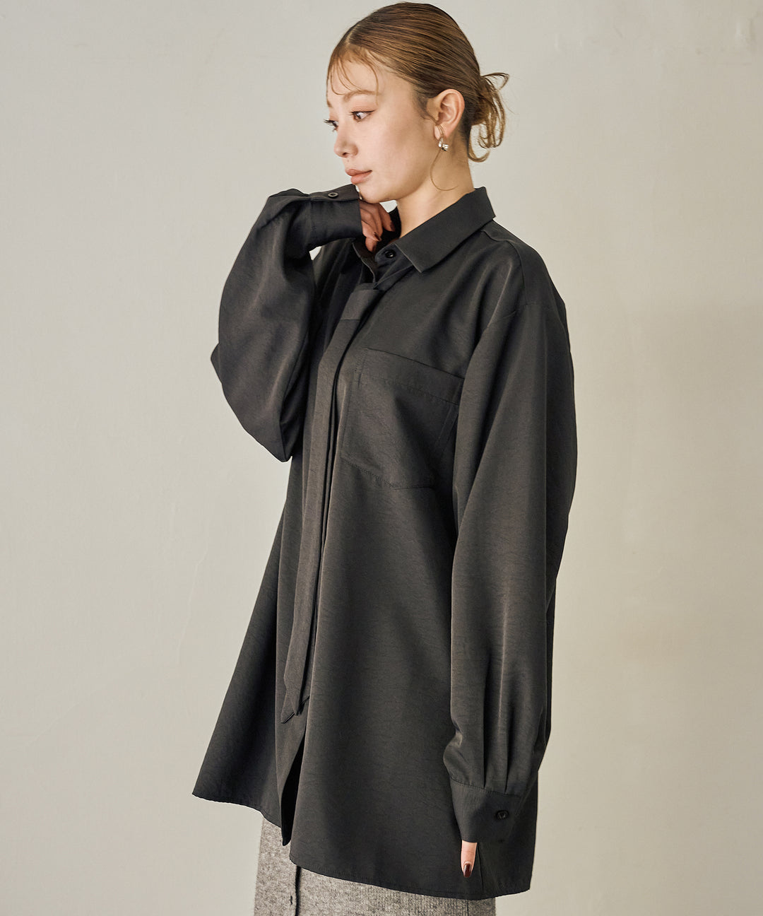 (eliuu)Bow Tie Over Shirt