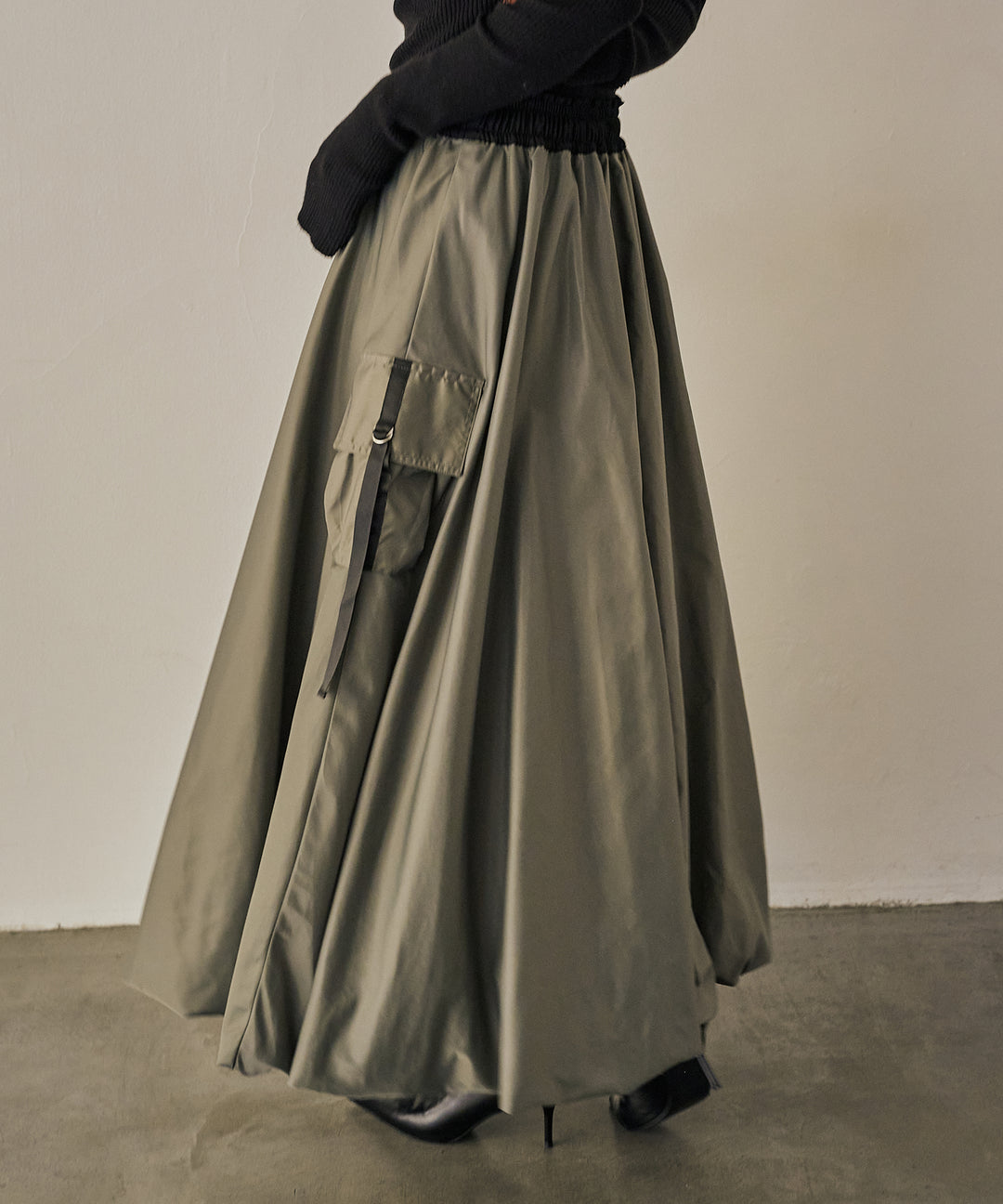 (eliuu)Gloss Military Balloon Skirt