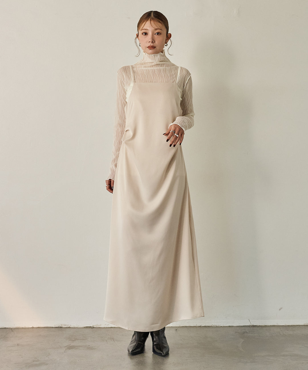 (eliuu)Luminous Satin Tuck C/A Onepiece