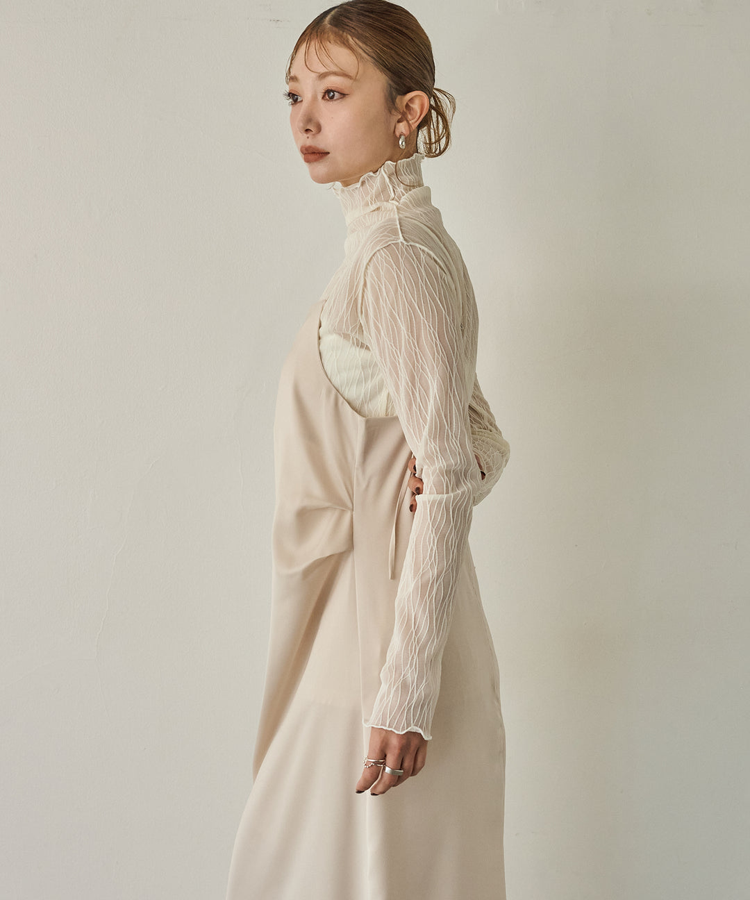 (eliuu)Tulle H/N Long Tee