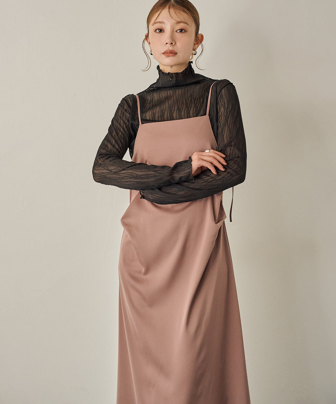 (eliuu)Luminous Satin Tuck C/A Onepiece