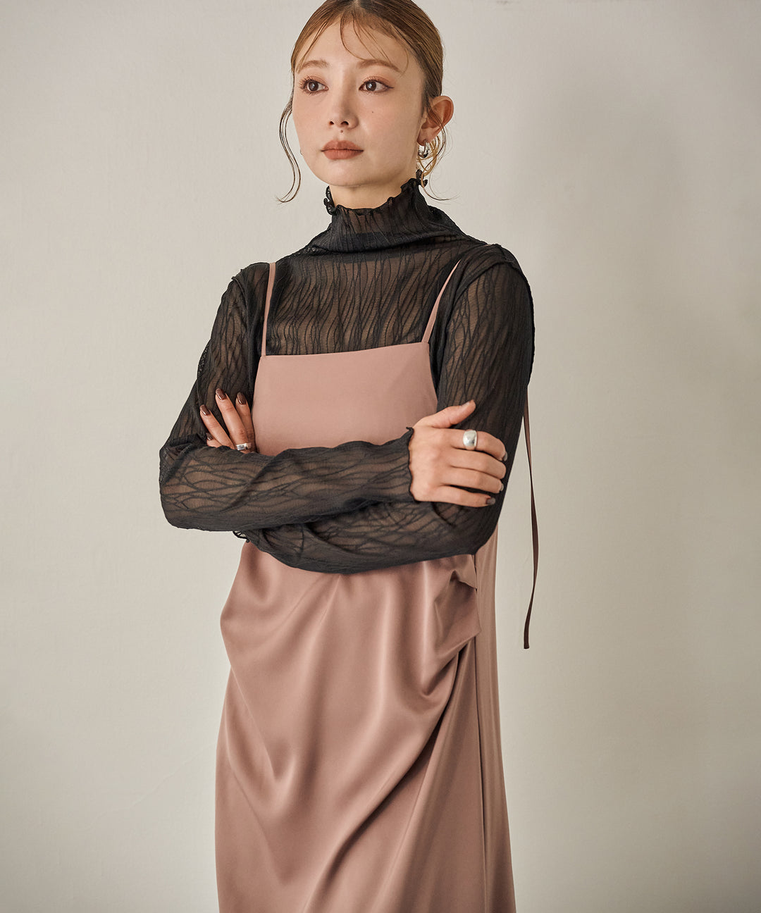 (eliuu)Luminous Satin Tuck C/A Onepiece