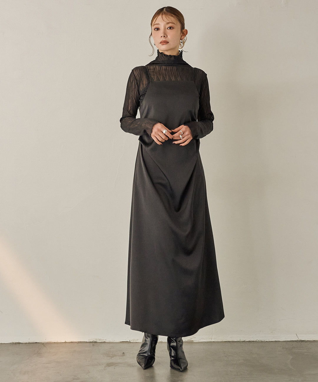 (eliuu)Luminous Satin Tuck C/A Onepiece