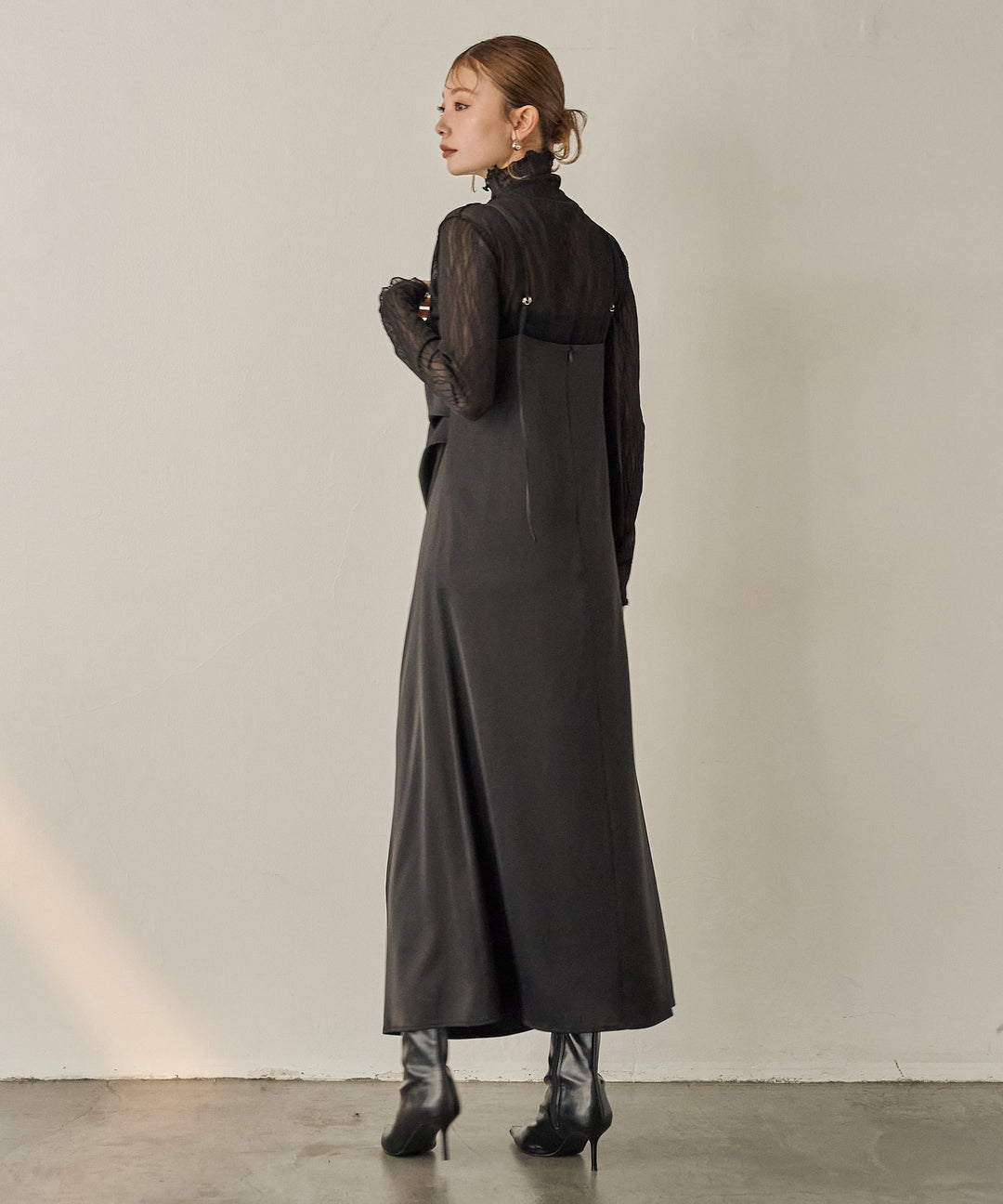 (eliuu)Luminous Satin Tuck C/A Onepiece