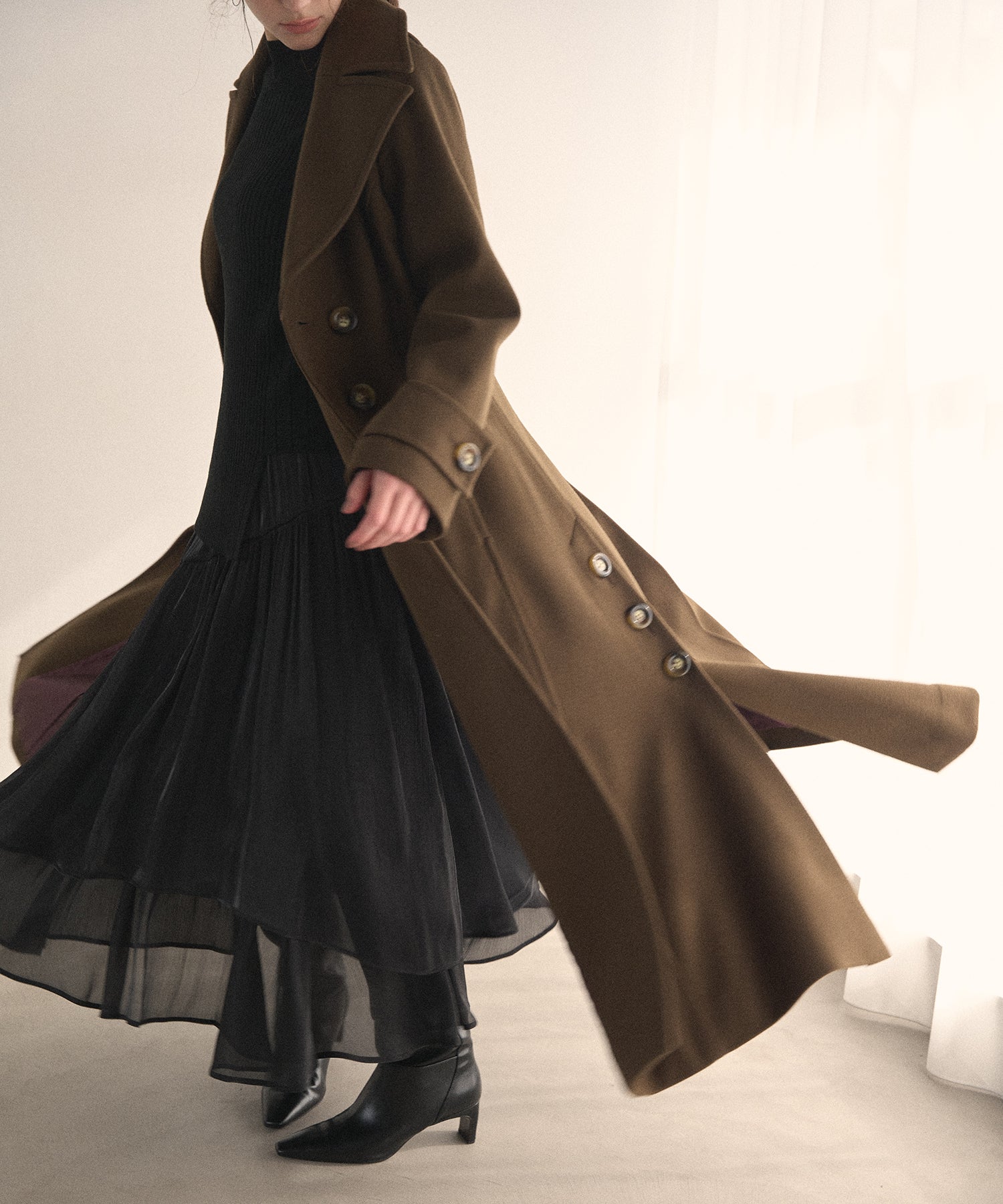 Aurora Tiered Sheen Skirt – MIELI INVARIANT