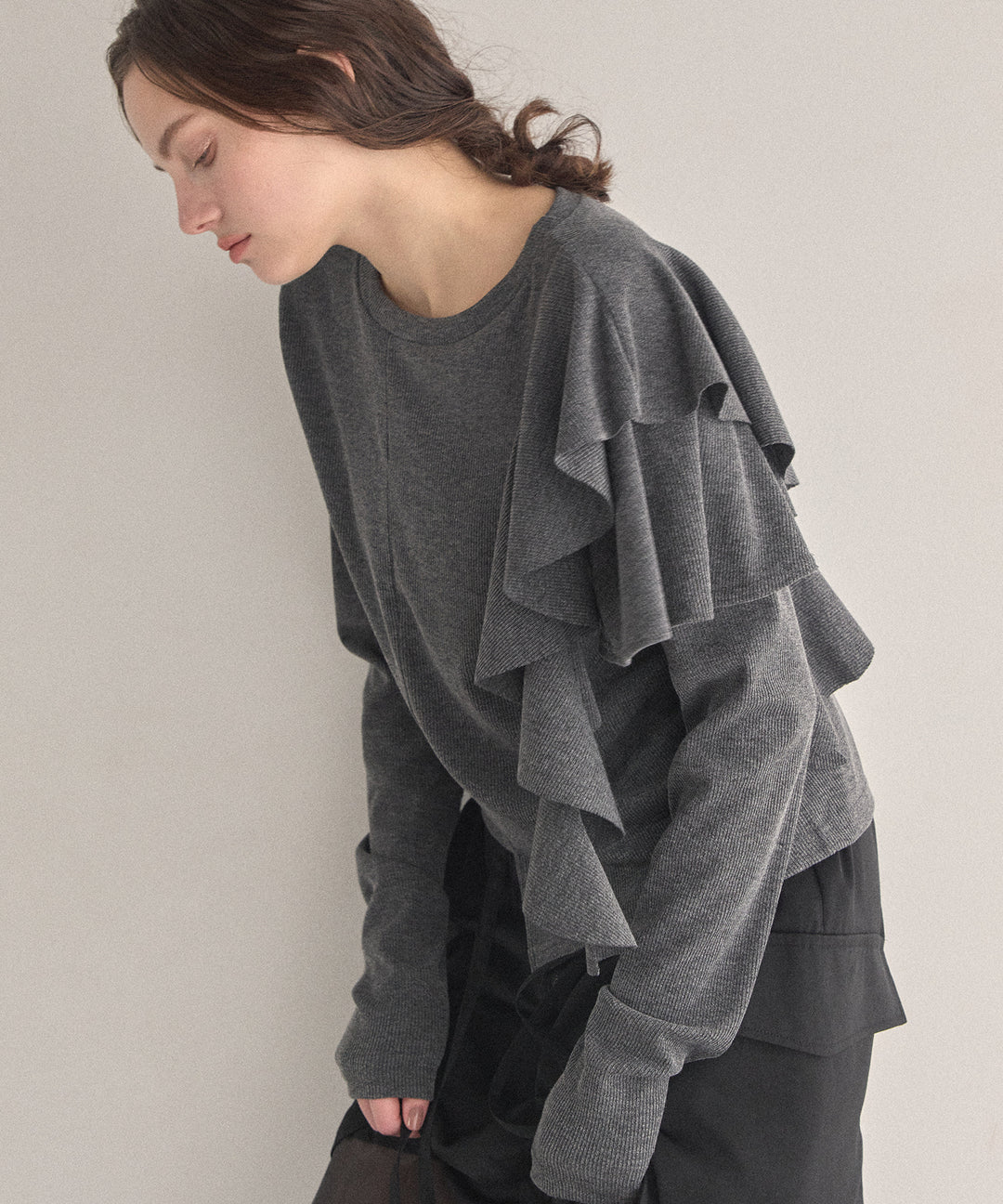 Asymmetry Ruffle Long Tee