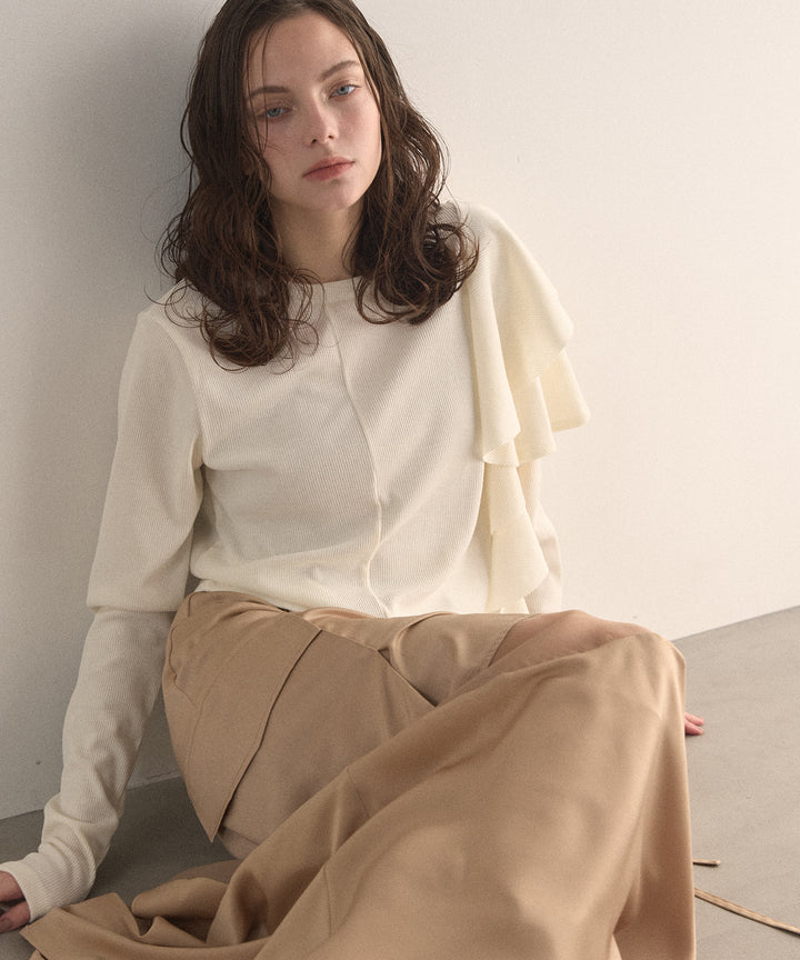 Asymmetry Ruffle Long Tee