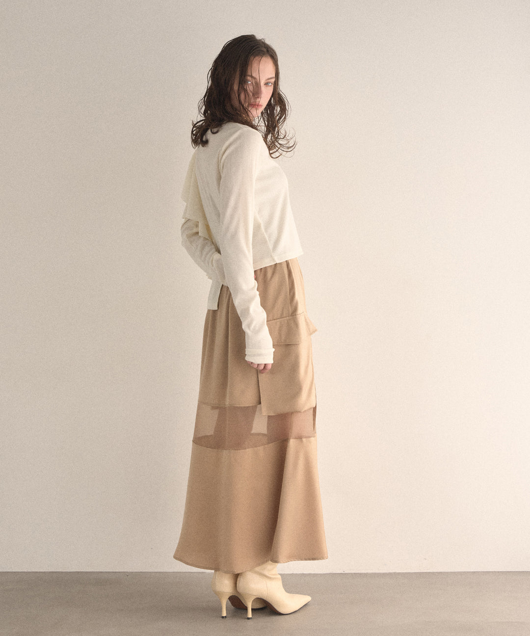 Asymmetry Ruffle Long Tee