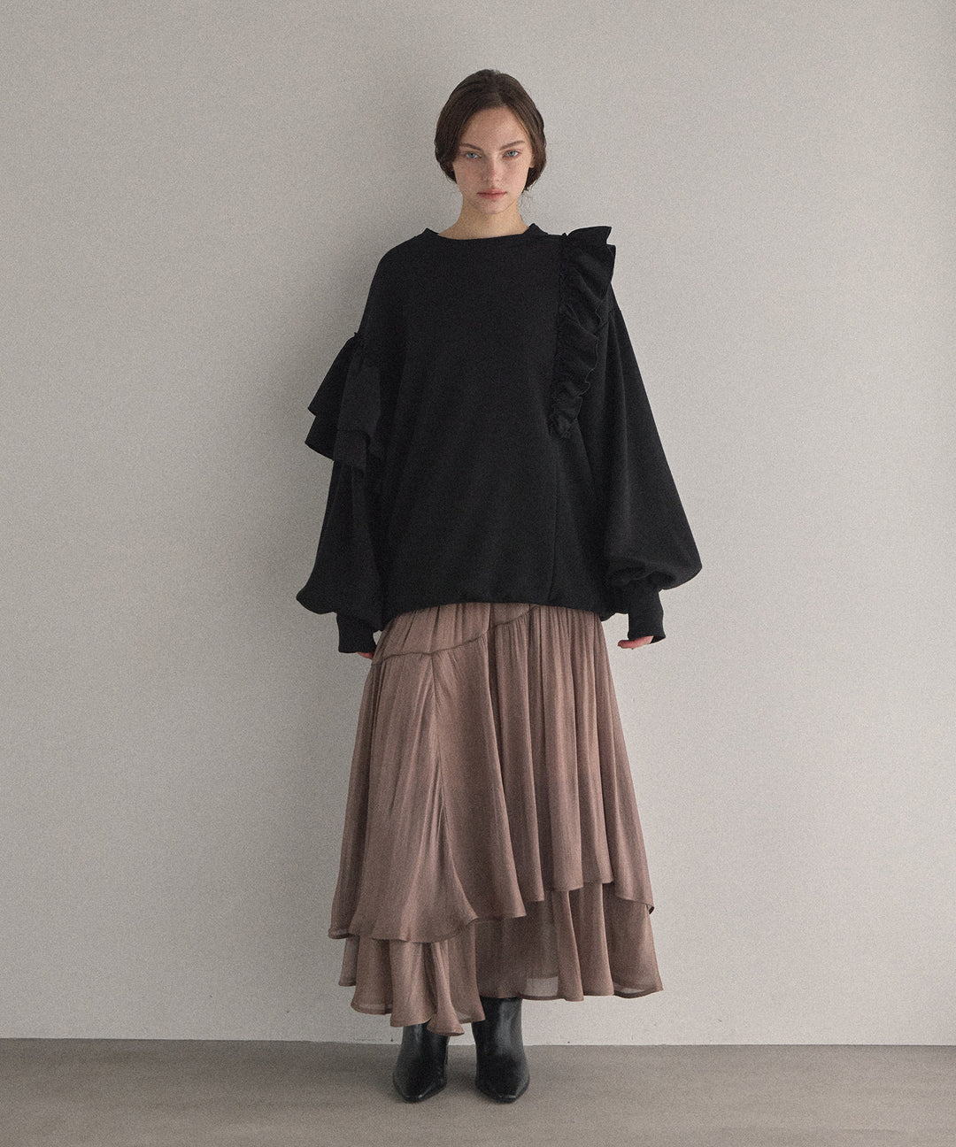 Frill Sweat Pull Over