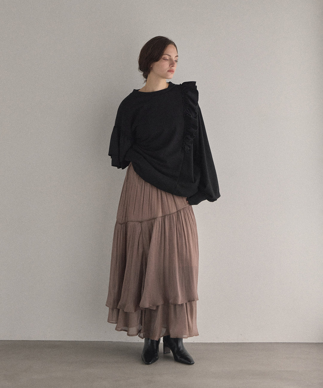 Frill Sweat Pull Over