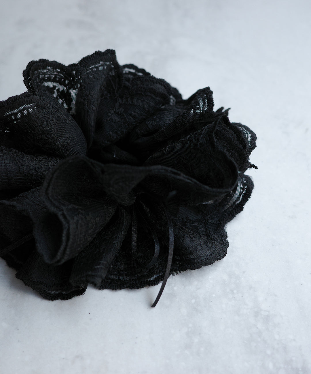 ANTIQUE W LACE Chou Chou