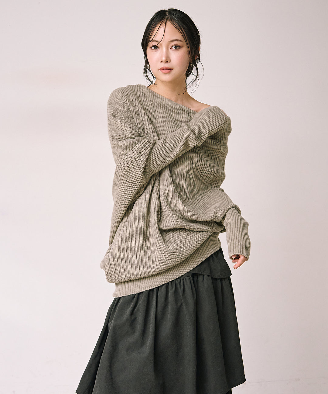 (eliuu)Drape Asymmetry Knit