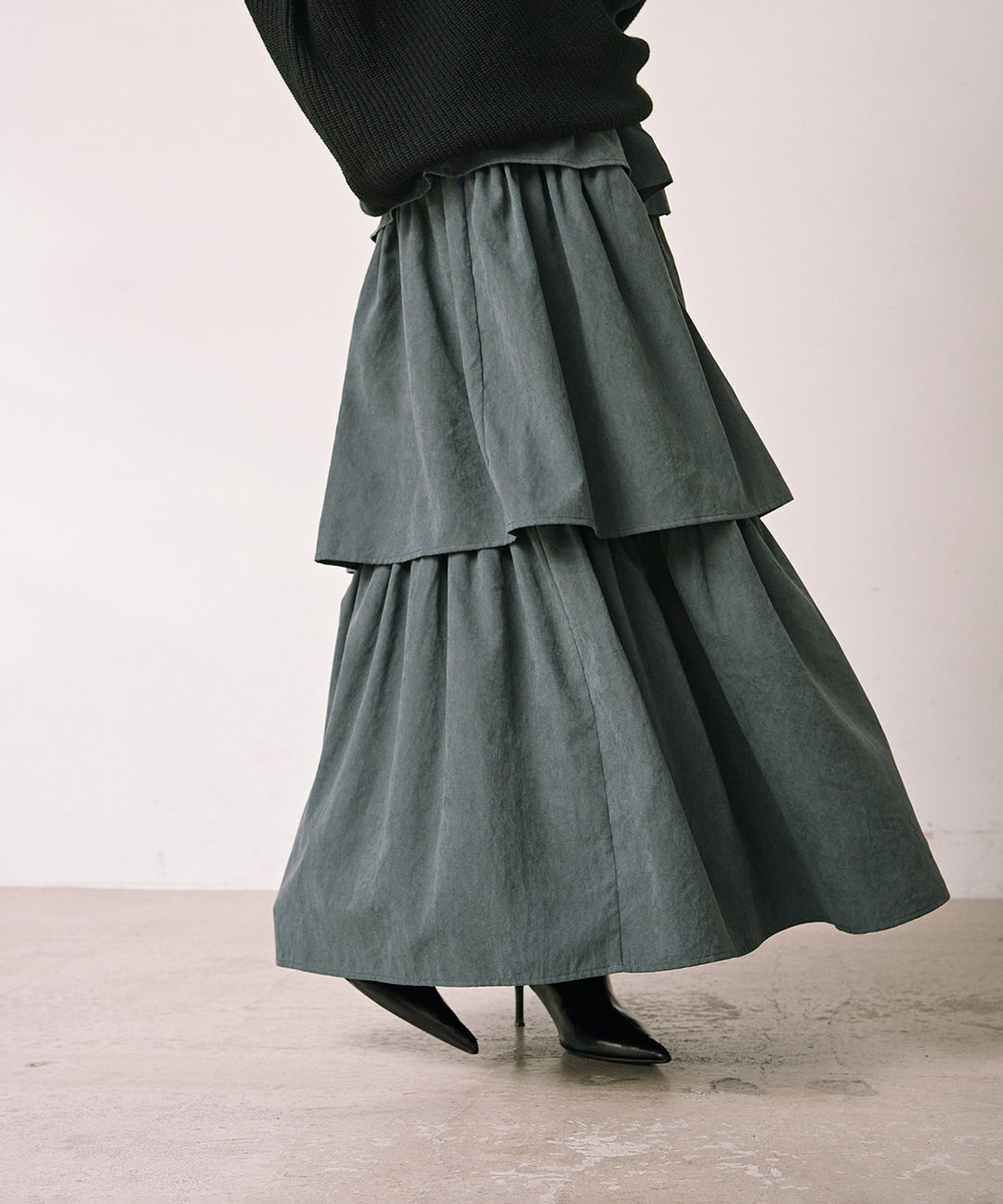 (eliuu)Tiered Peach Skin Skirt