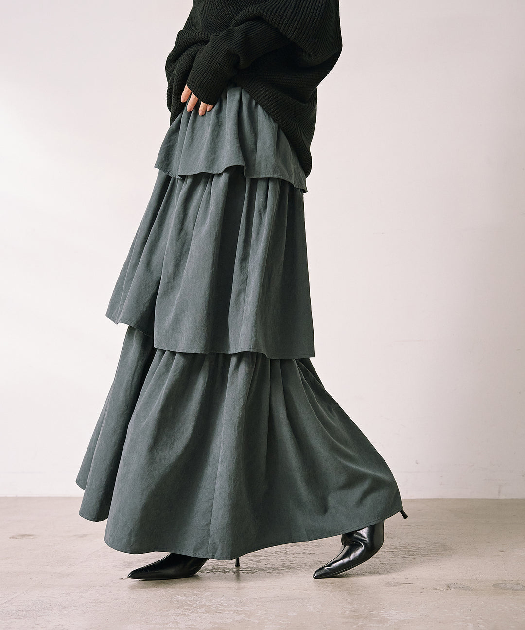 (eliuu)Tiered Peach Skin Skirt