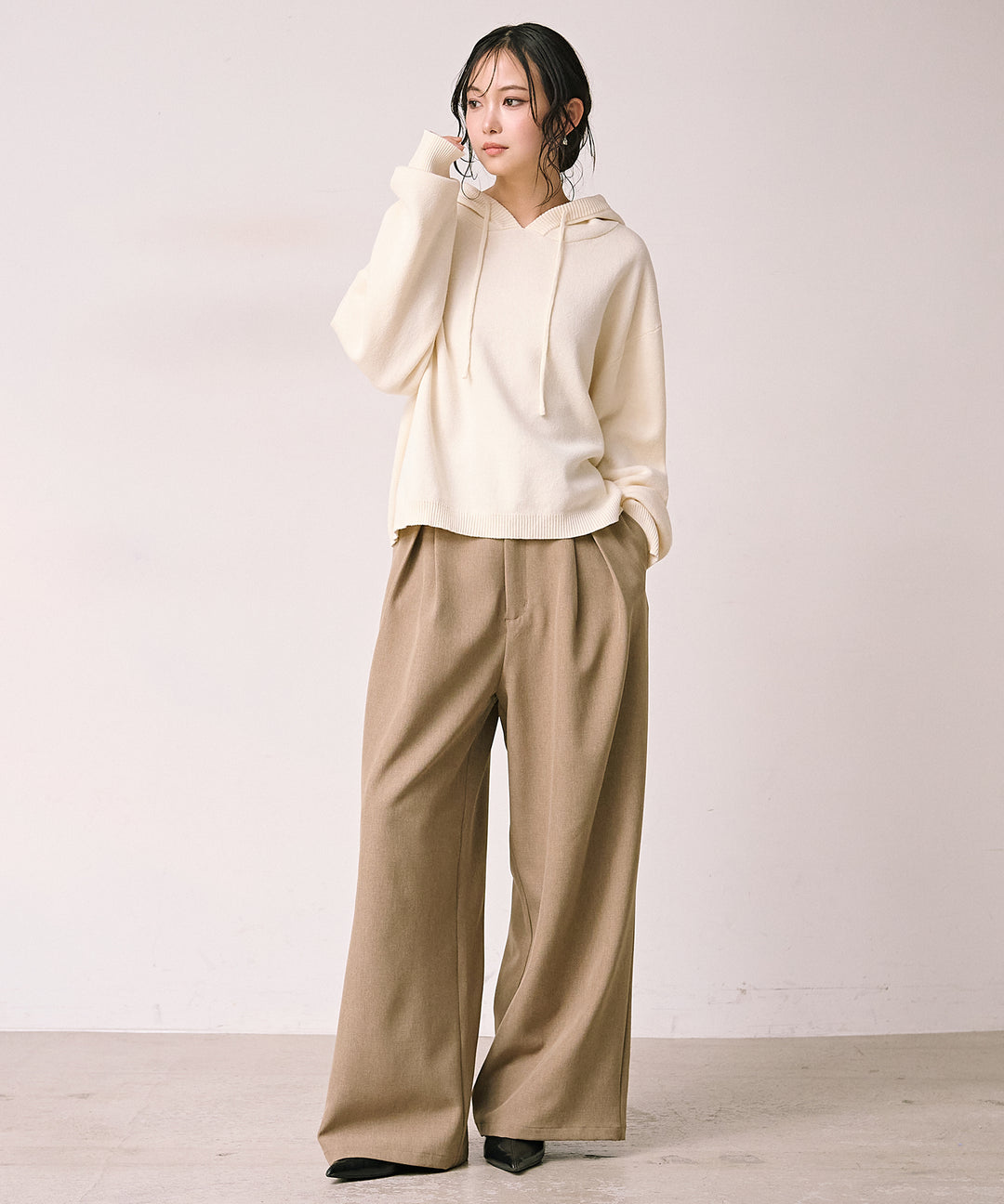[SET]Simple Knit Hoodie+Satin Belt Highonz Tuck Slacks