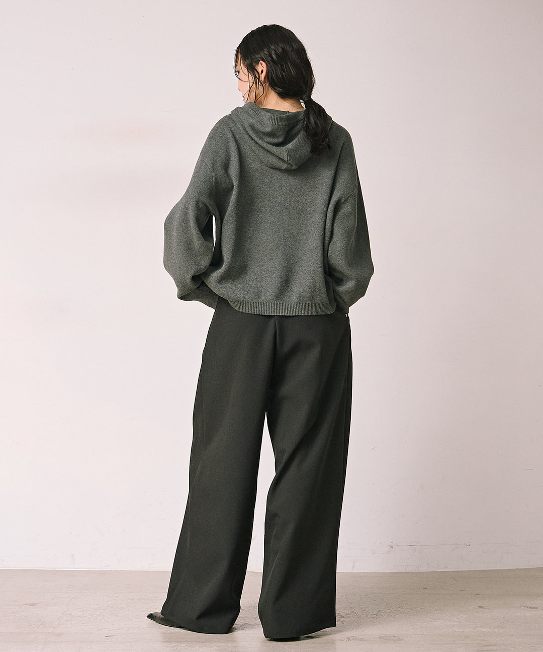 [SET]Simple Knit Hoodie+Satin Belt Highonz Tuck Slacks