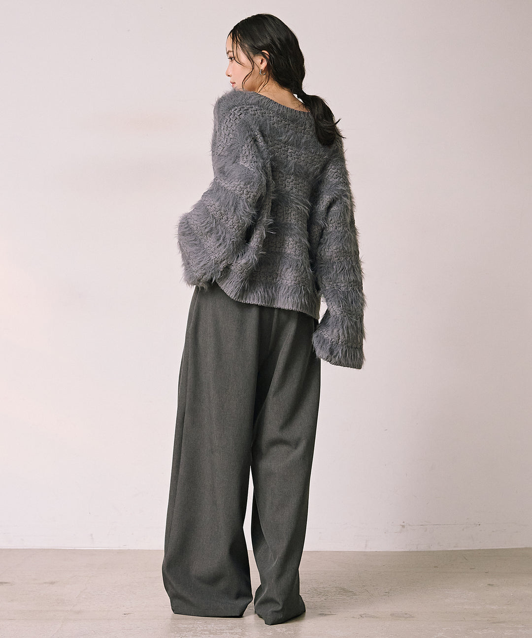 [SET]Bulky Feather Line P/O Knit+Satin Belt Highonz Tuck Slacks