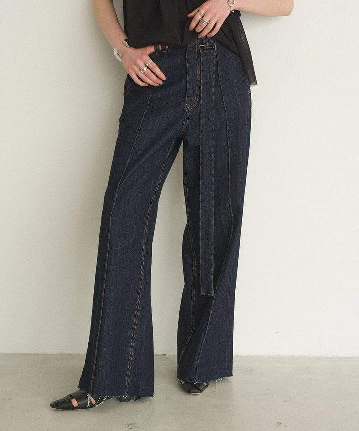 Pintuck Semiwide Jeans
