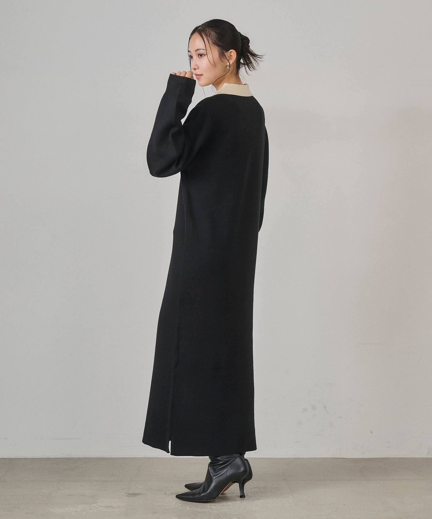 eliuu)Polo Knit Accent Onepiece – MIELI INVARIANT