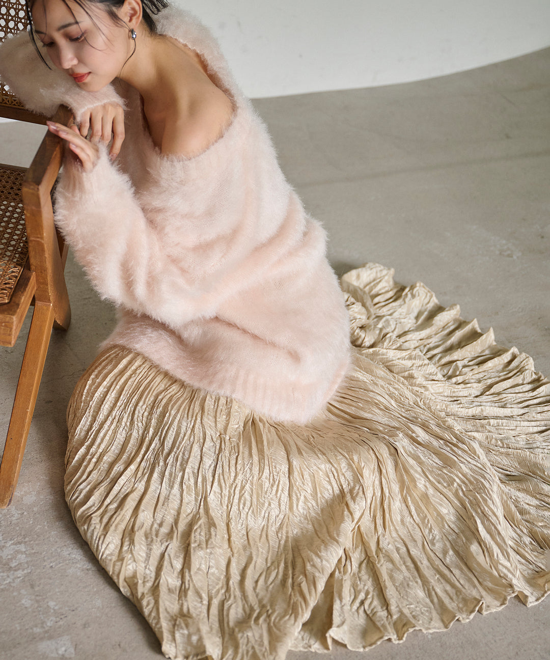 (eliuu)Random Pleat Gloss SK