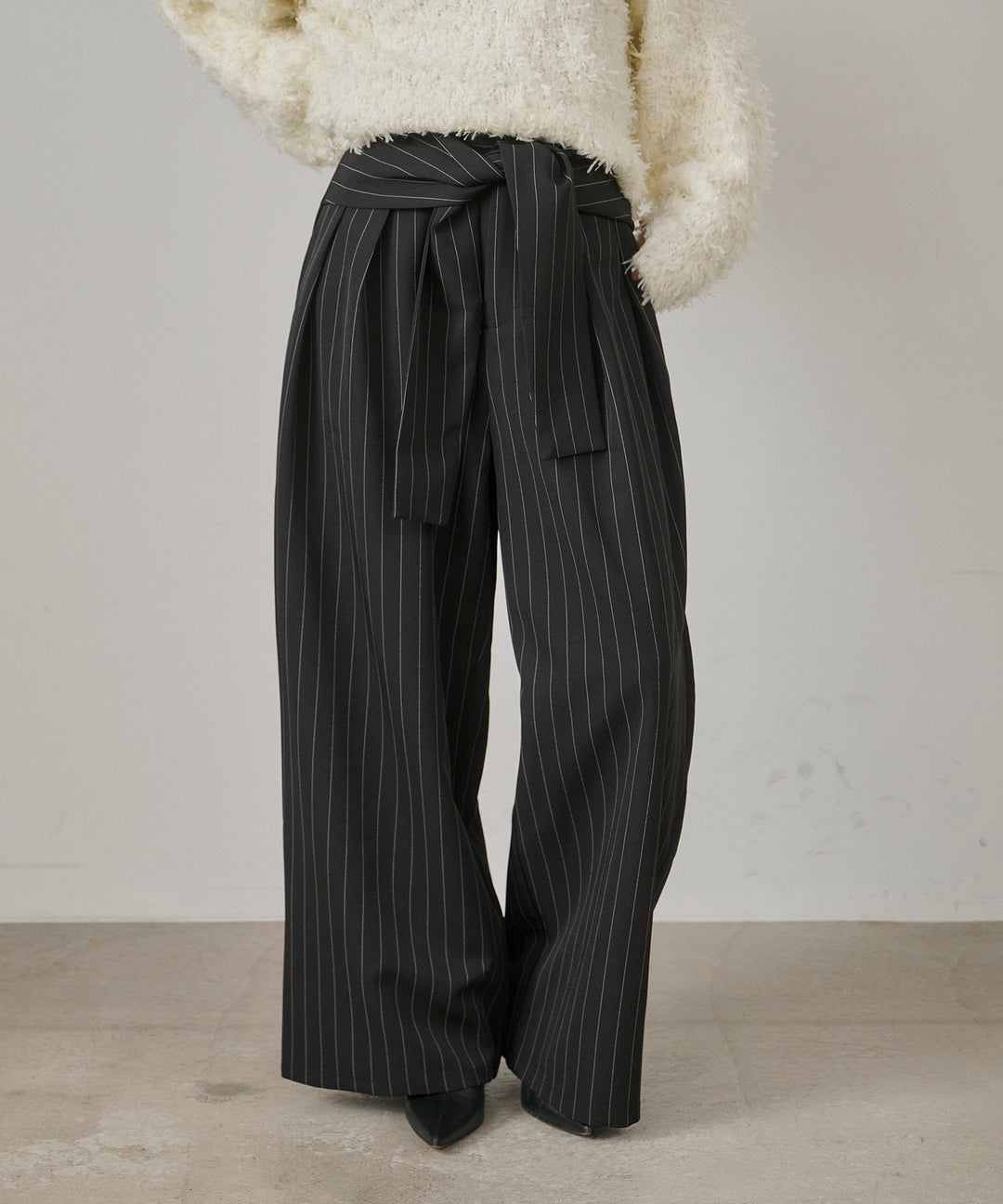 (eliuu)Pinstripe Coil Slacks