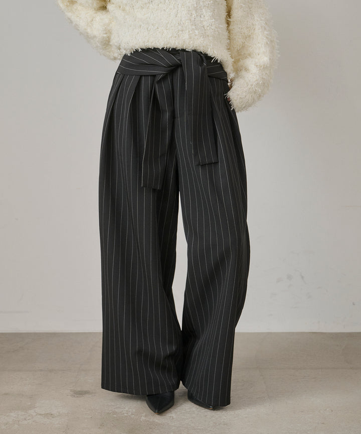 (eliuu)Pinstripe Coil Slacks