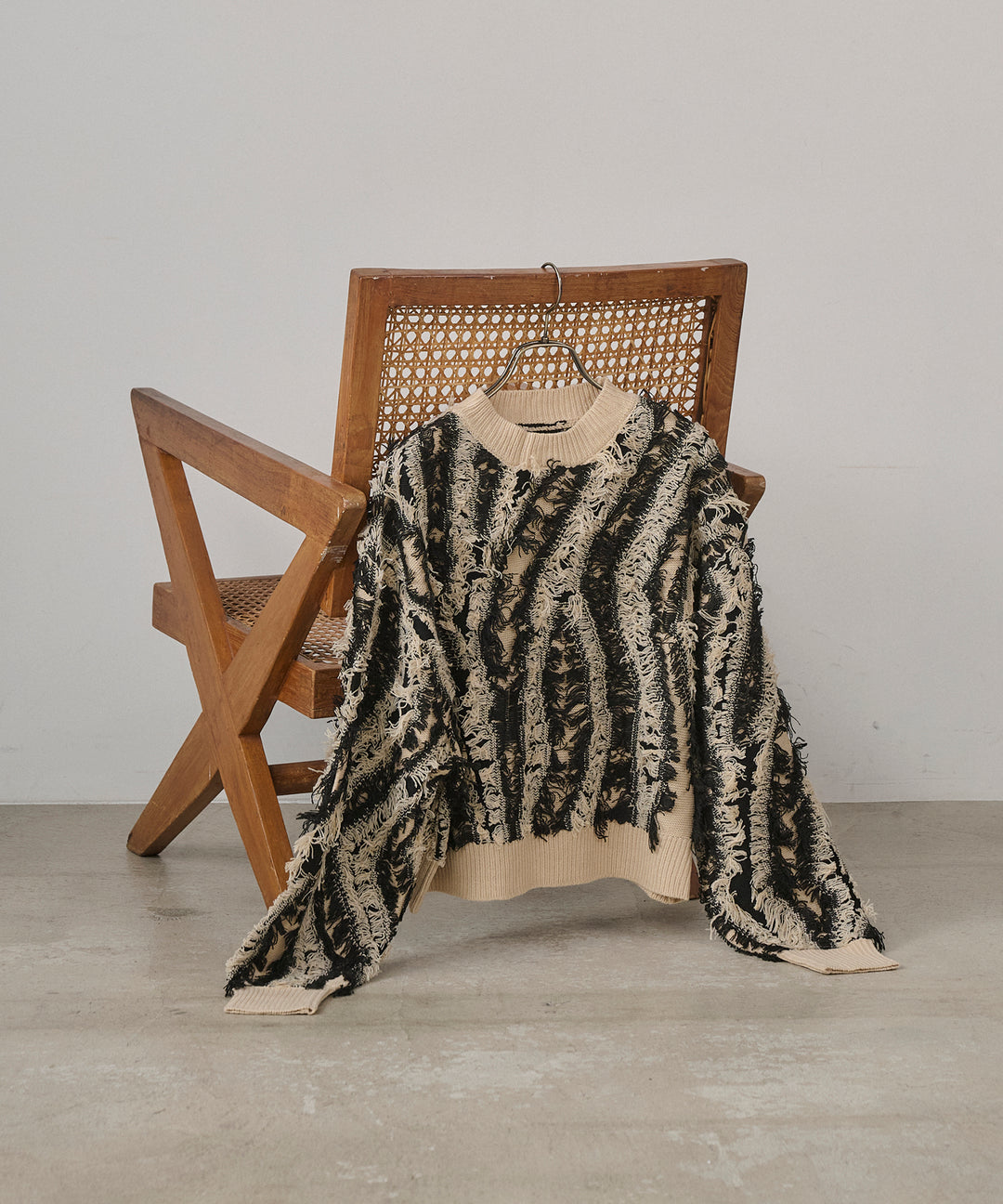 (eliuu)Pattern Fringe Knit PO