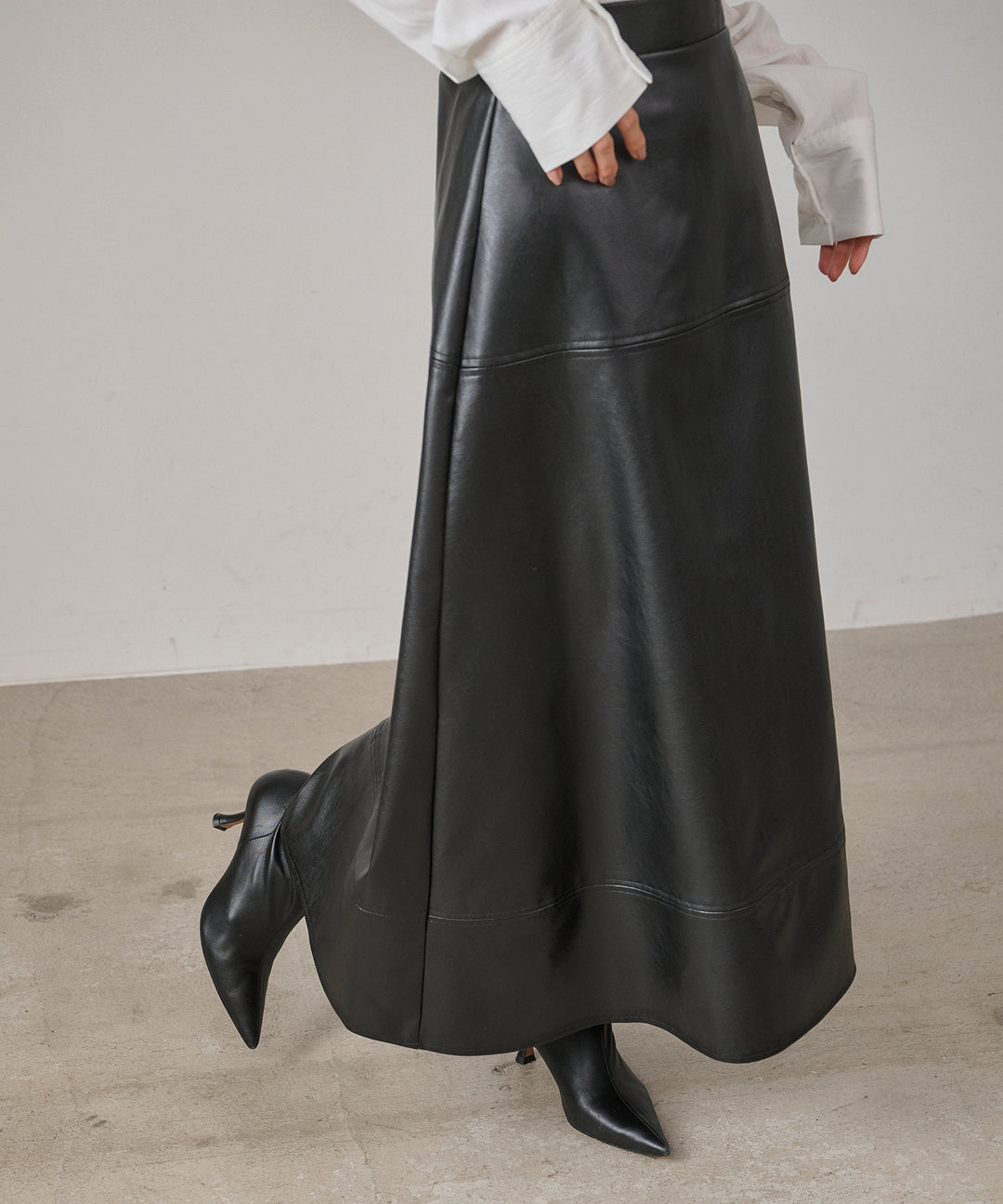 (eliuu)F Leather Flare Skirt