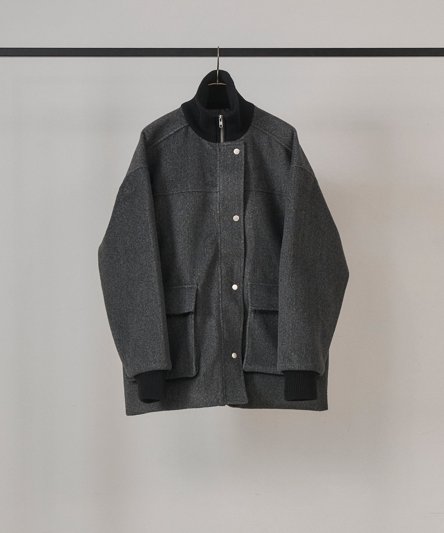 eliuu)Mossa Middle Jacket – MIELI INVARIANT