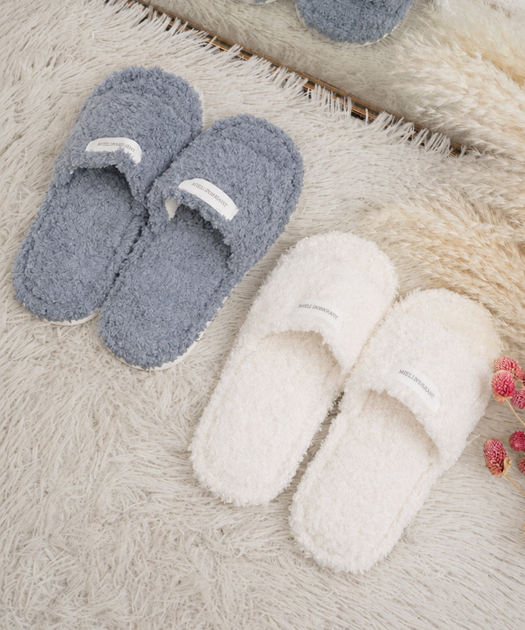 【NOVELTY ¥15,000over】Fluffy Room SLIPPERS / GRAY